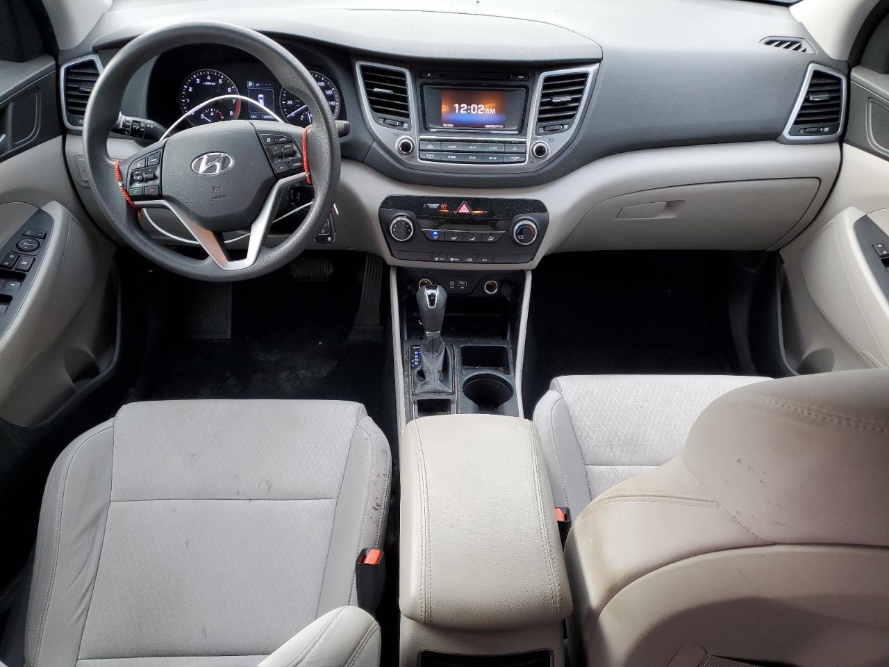 2017 Hyundai Tucson - Image 8