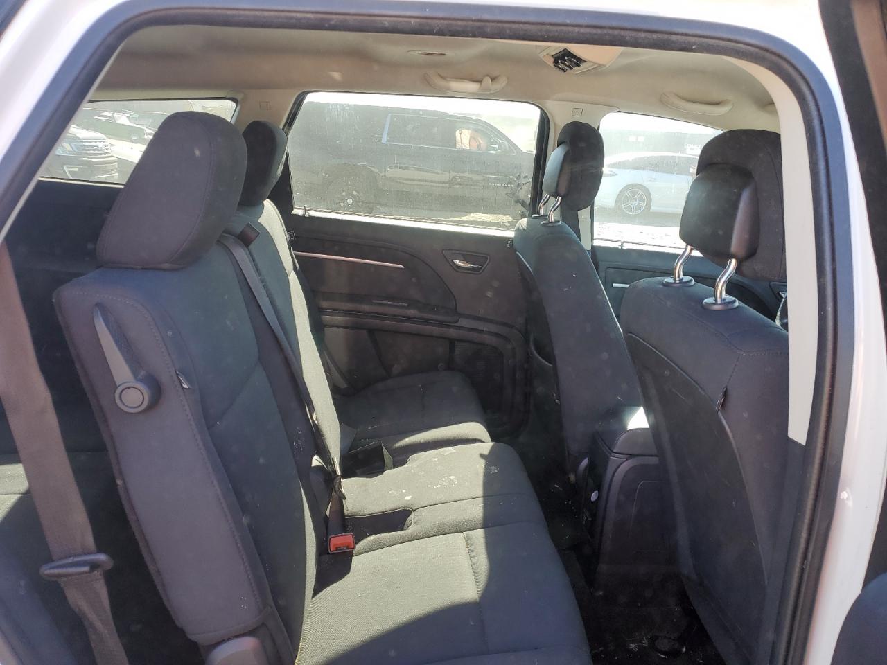2010 Dodge Journey - Image 10