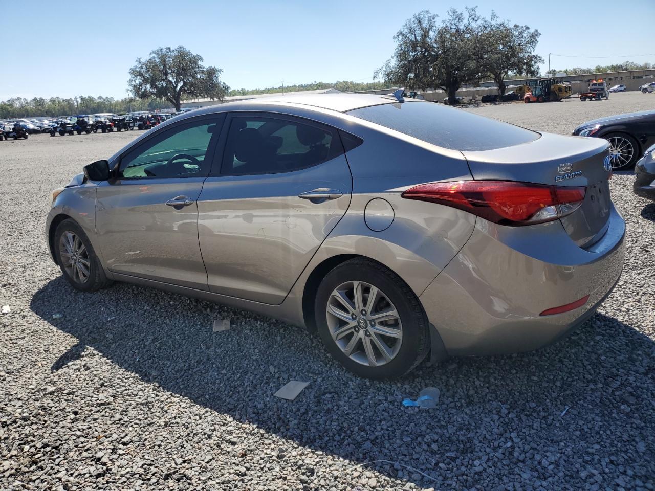 2016 Hyundai Elantra - Image 2