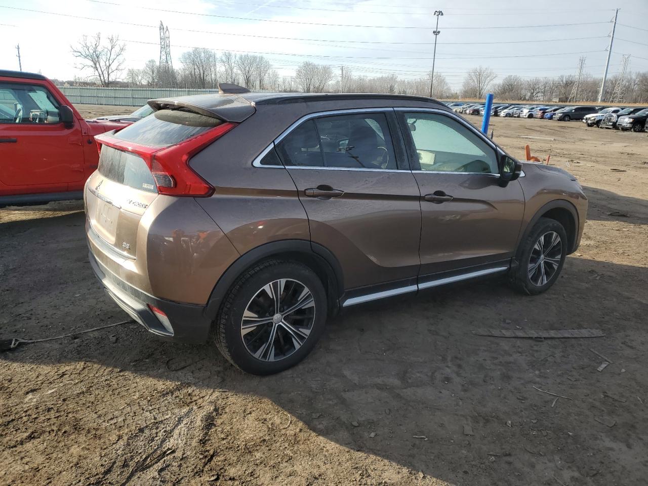 2019 Mitsubishi Eclipse - Image 3