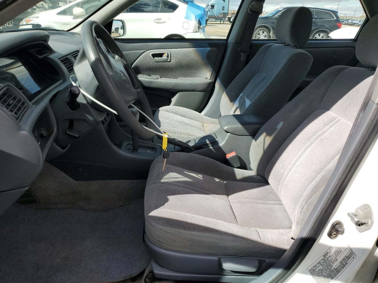 2001 Toyota Camry - Image 7