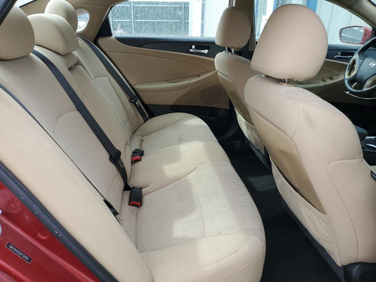 2013 Hyundai Sonata - Image 10