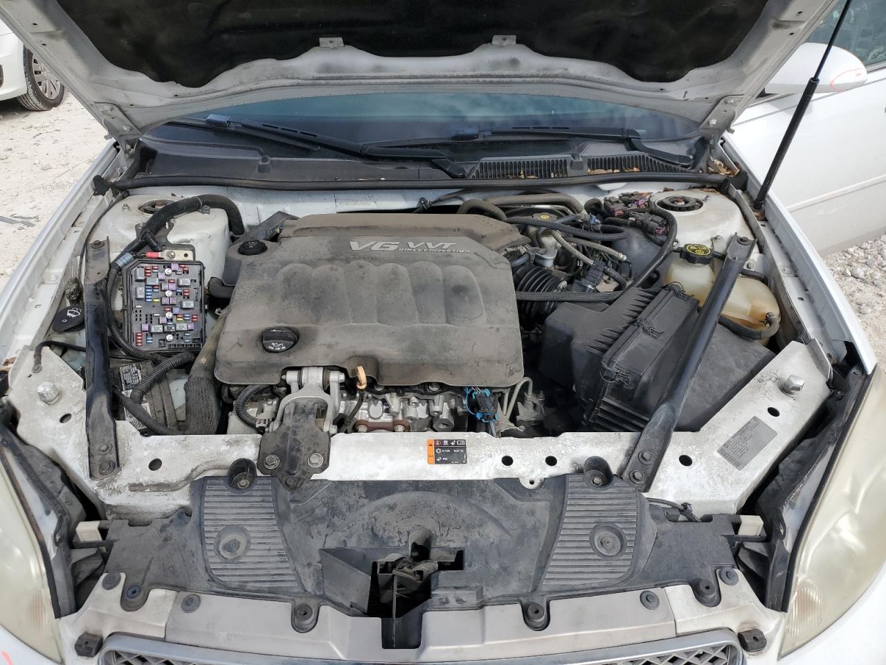 2013 Chevrolet Impala - Image 11