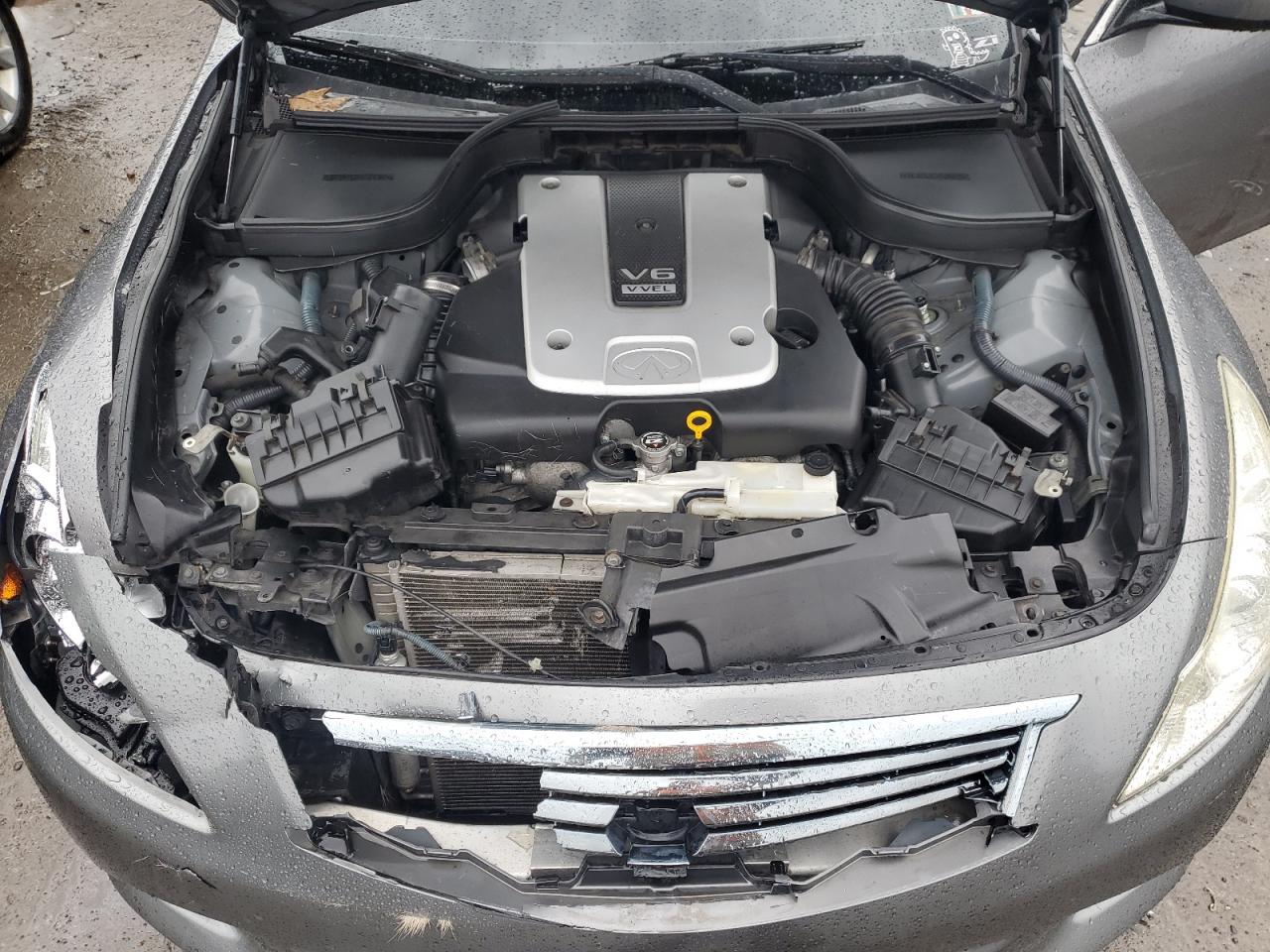 2012 Infiniti G - Image 11
