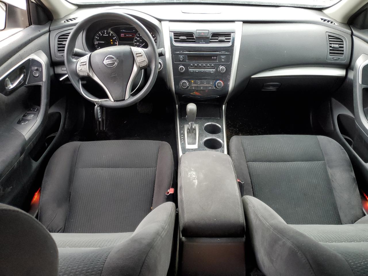 2014 Nissan Altima - Image 8