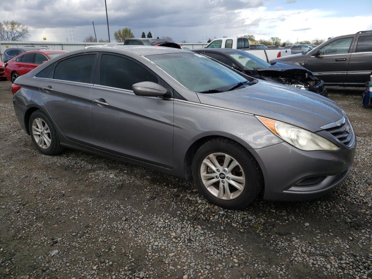 2011 Hyundai Sonata - Image 4