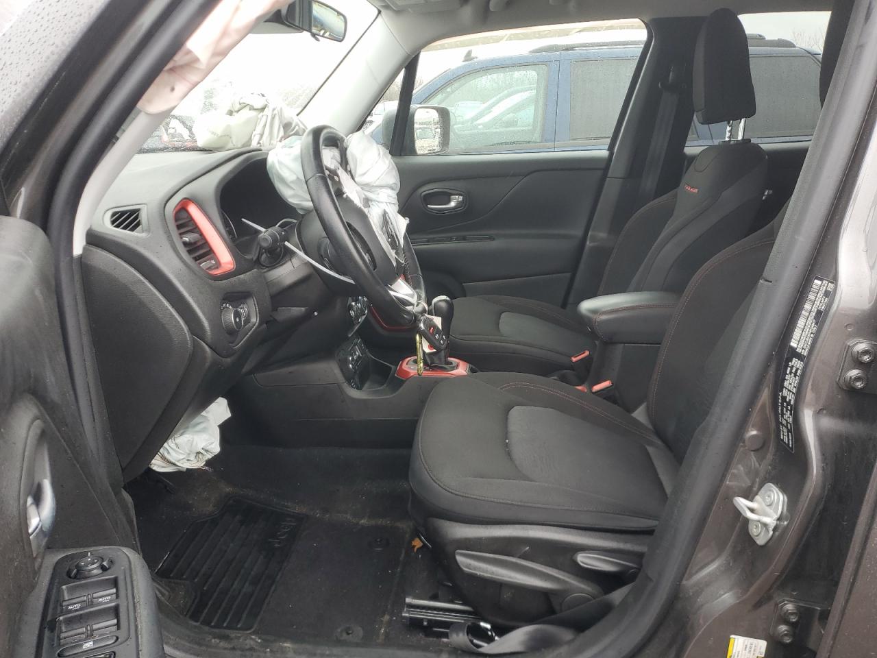 2017 Jeep Renegade - Image 7