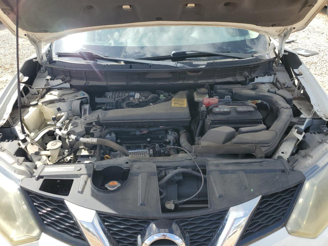 2015 Nissan Rogue - Image 13