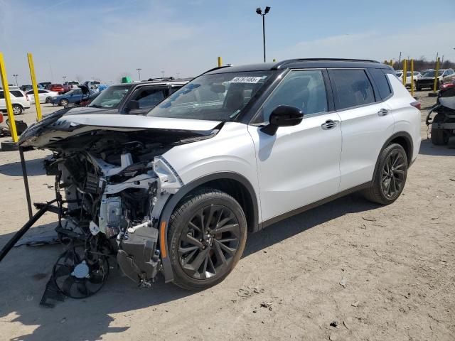 MITSUBISHI OUTLANDER 2024 Белы