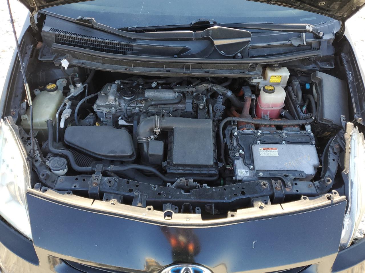 2010 Toyota Prius - Image 11