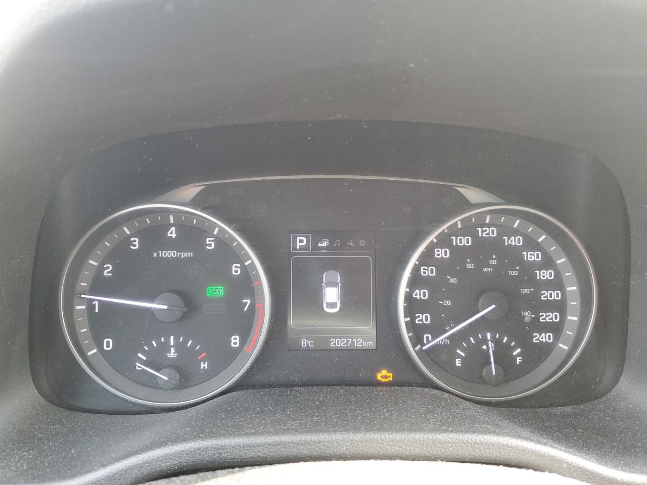 2017 Hyundai Elantra - Image 9