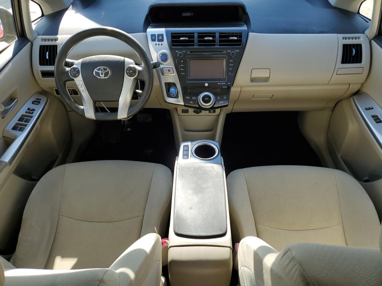 2013 Toyota Prius - Image 8