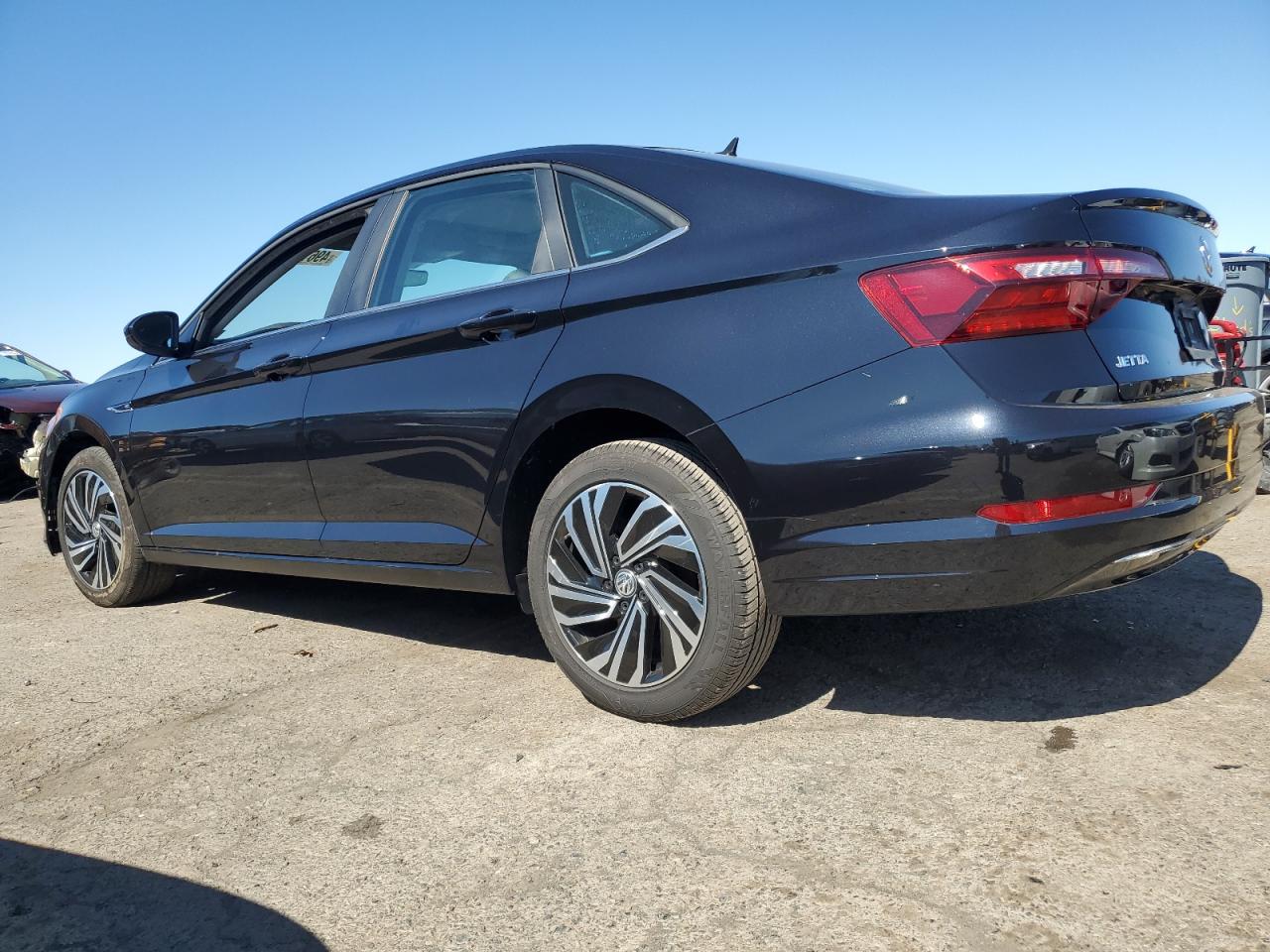 2020 Volkswagen Jetta - Image 2