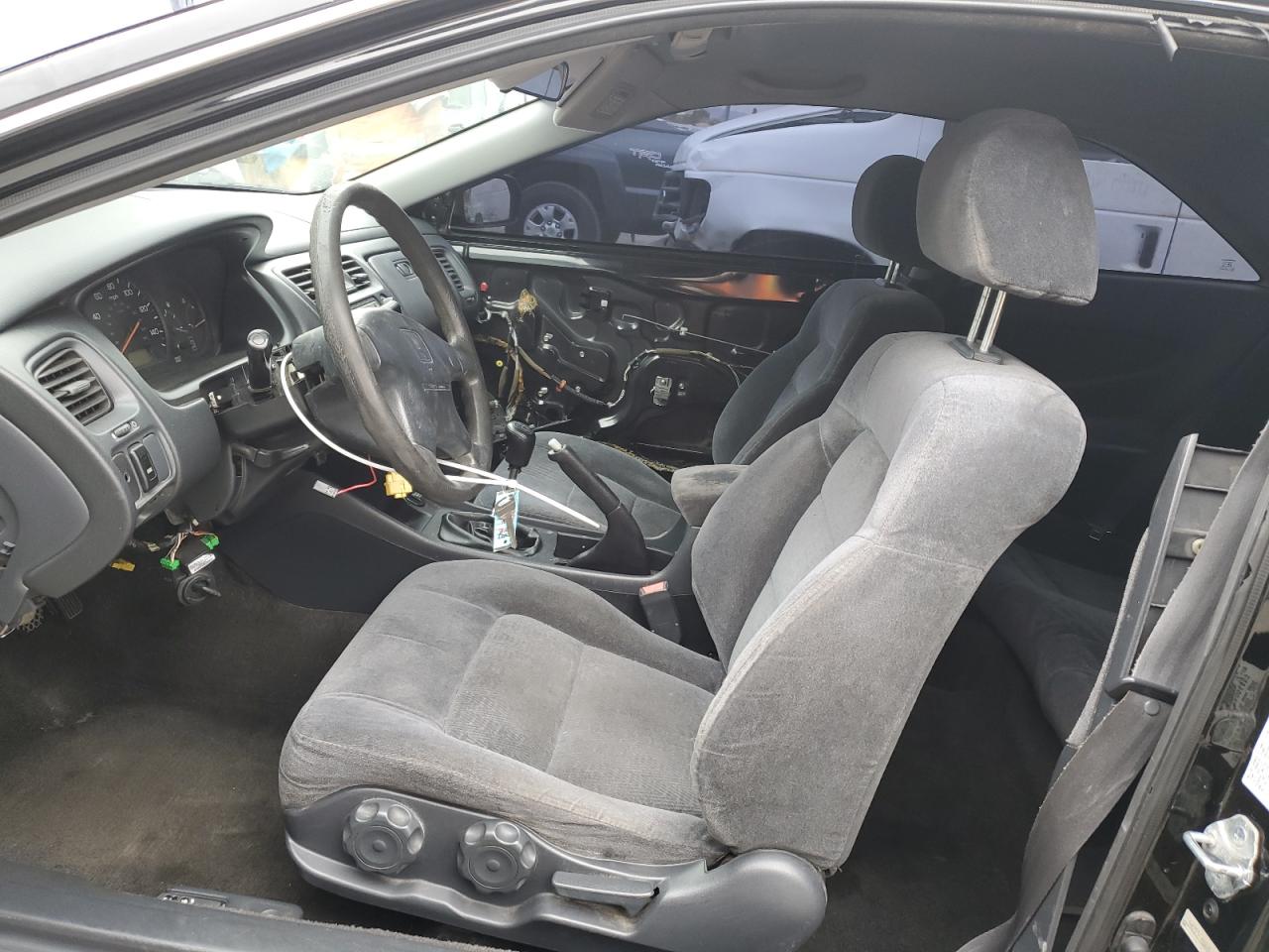 1998 Honda Accord Lx VIN: 1HGCG3143WA004463 Lot: 48935245