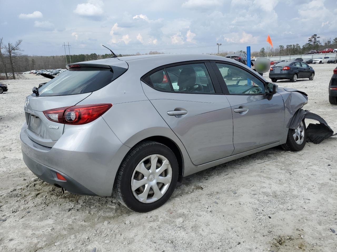 2016 Mazda 3 - Image 3
