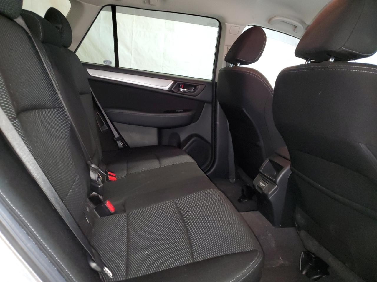 2018 Subaru Outback - Image 11