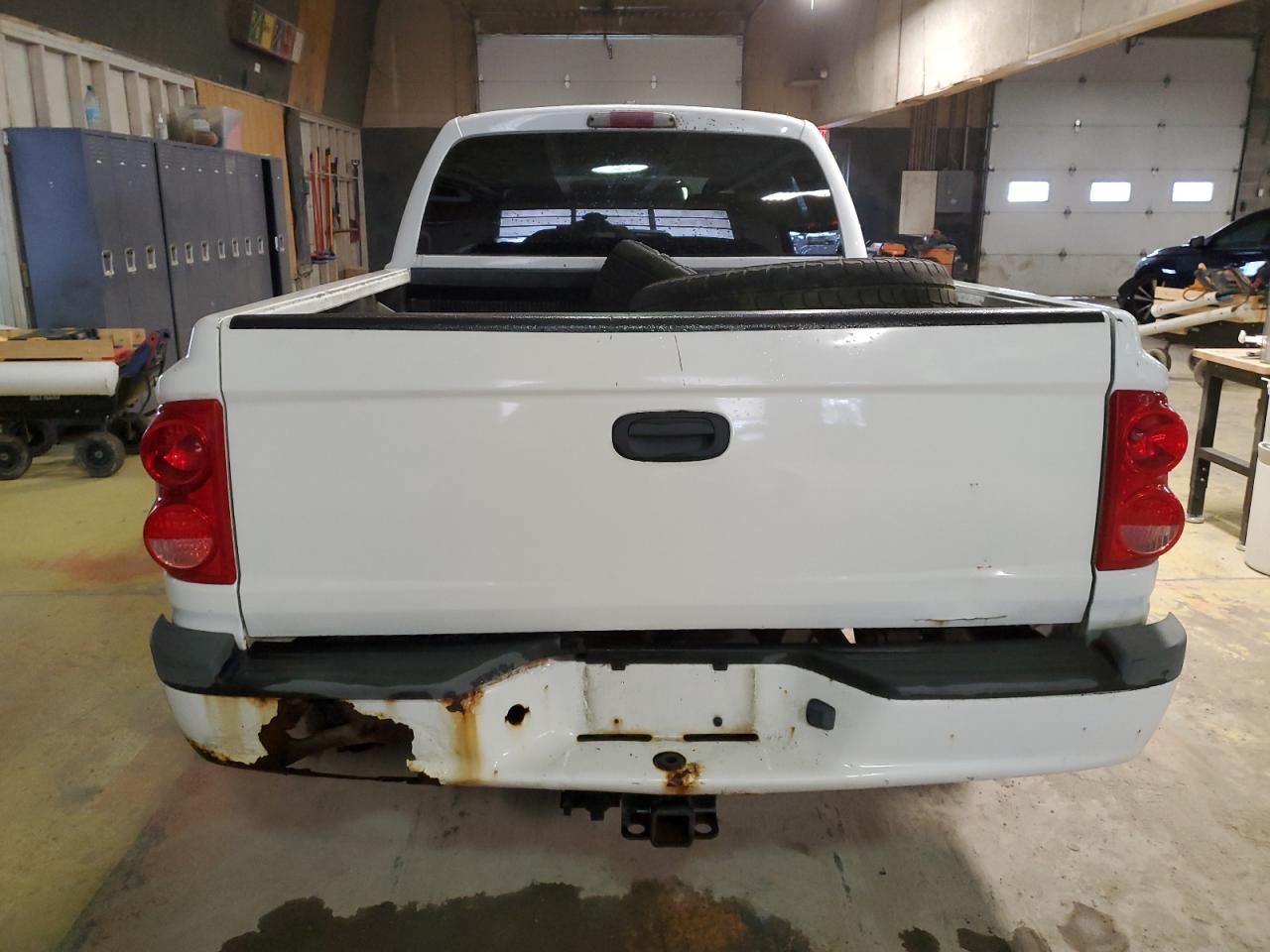 2007 Dodge Dakota - Image 6