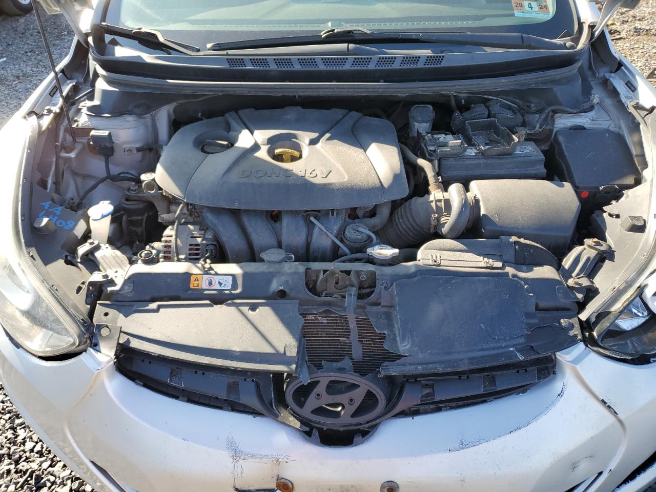 2014 Hyundai Elantra - Image 11