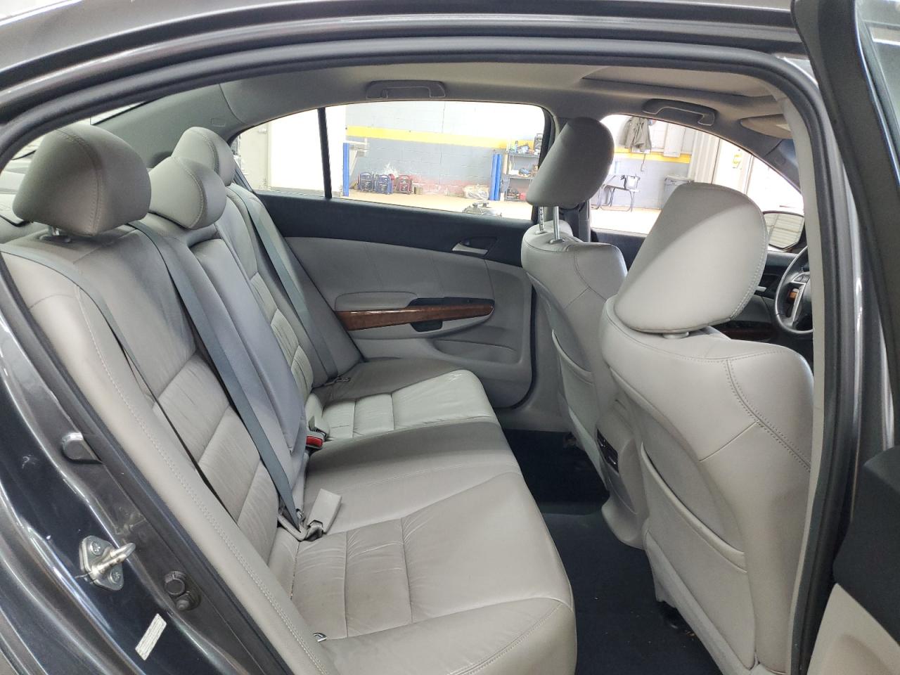 2012 Honda Accord - Image 10