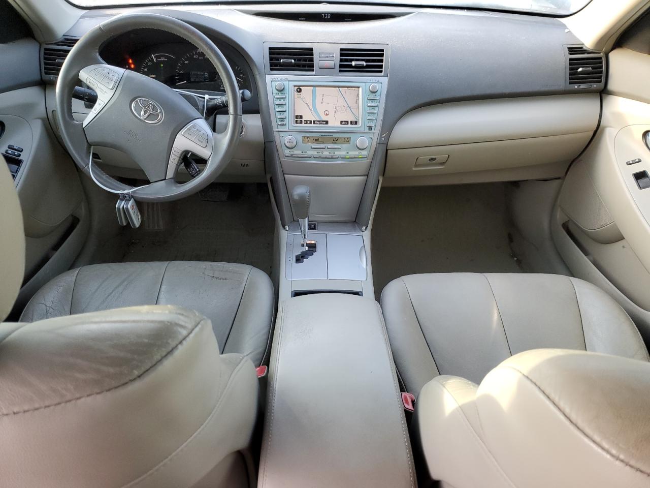 2009 Toyota Camry - Image 8