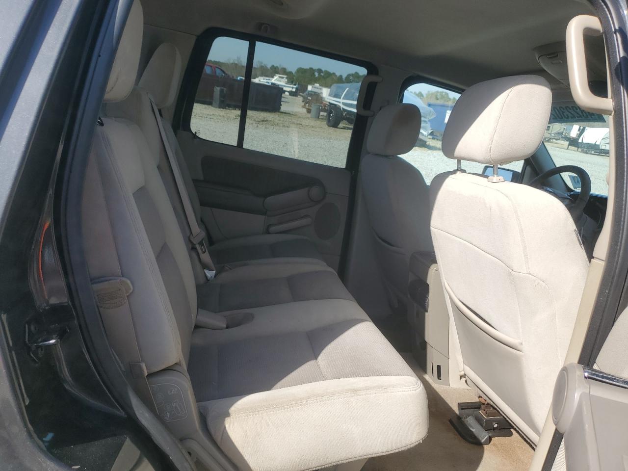 2007 Ford Explorer Xlt VIN: 1FMEU63E67UB57180 Lot: 48223025