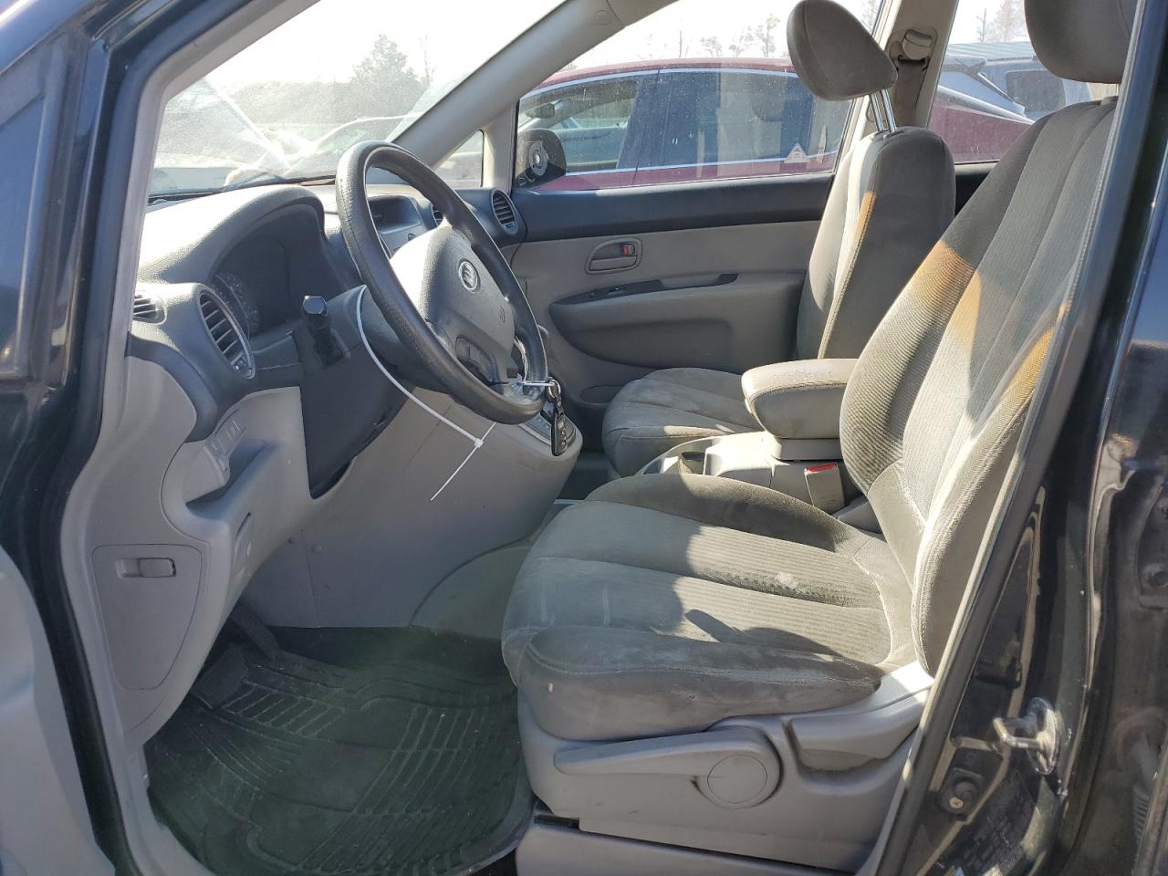 2007 Kia Rondo Lx VIN: KNAFG526777105492 Lot: 49839865