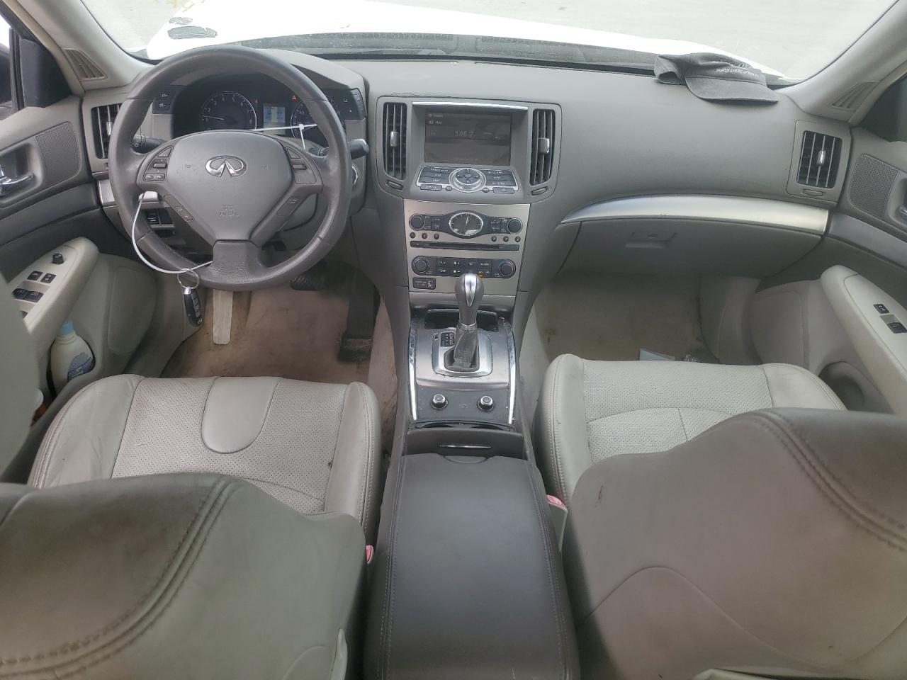 2012 Infiniti G - Image 8