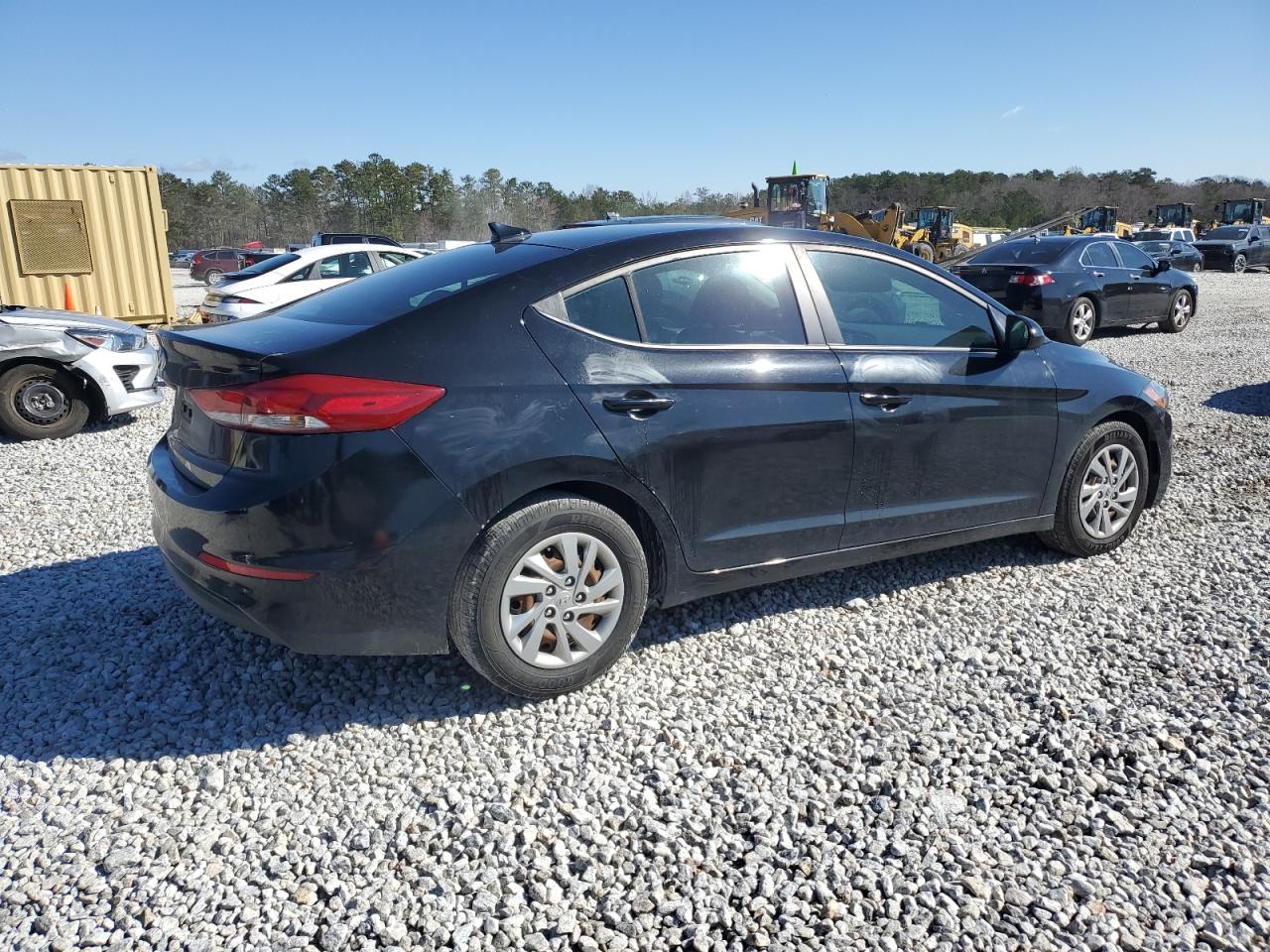 2017 Hyundai Elantra - Image 3