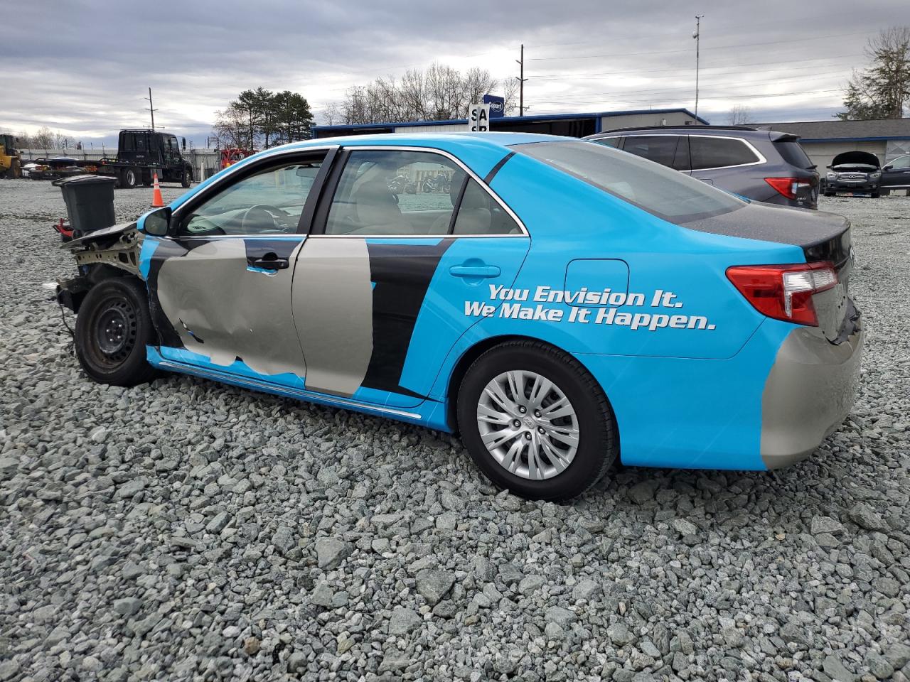 2014 Toyota Camry - Image 2
