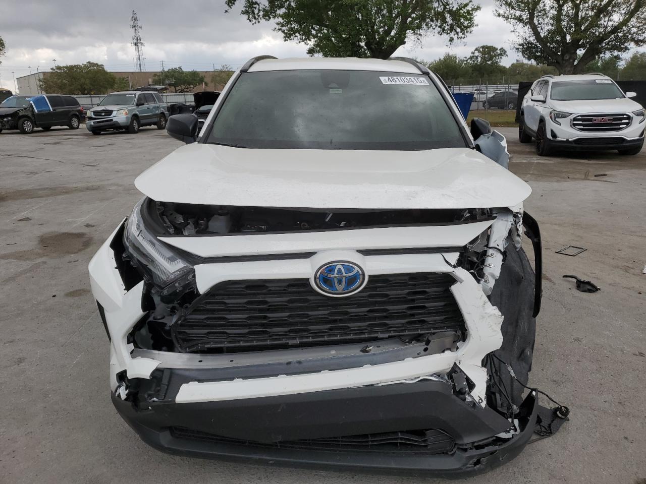 2024 Toyota RAV 4 - Image 5