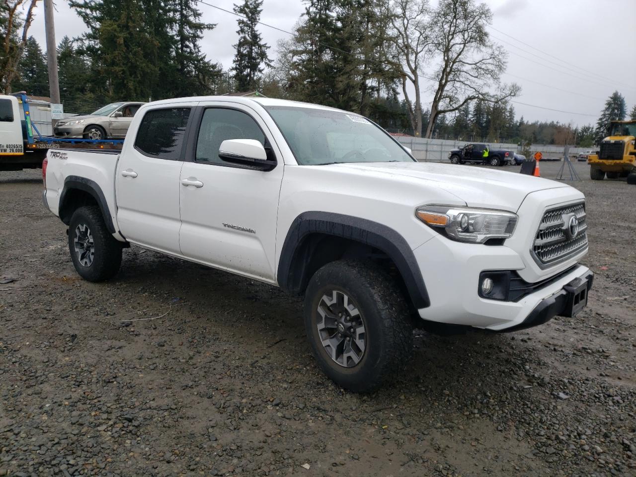 2017 Toyota Tacoma - Image 4