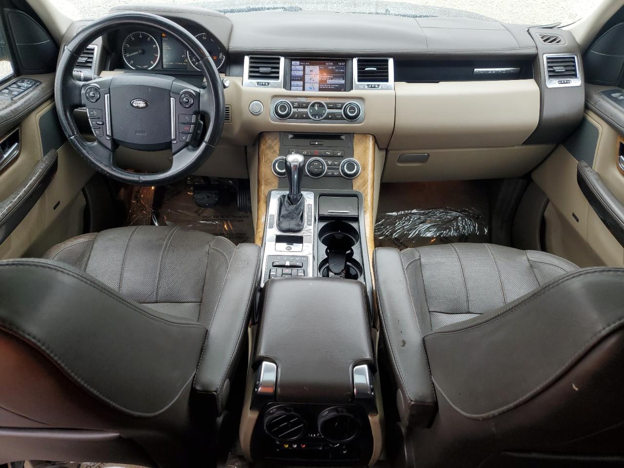 2013 Land Rover Range Rover - Image 8