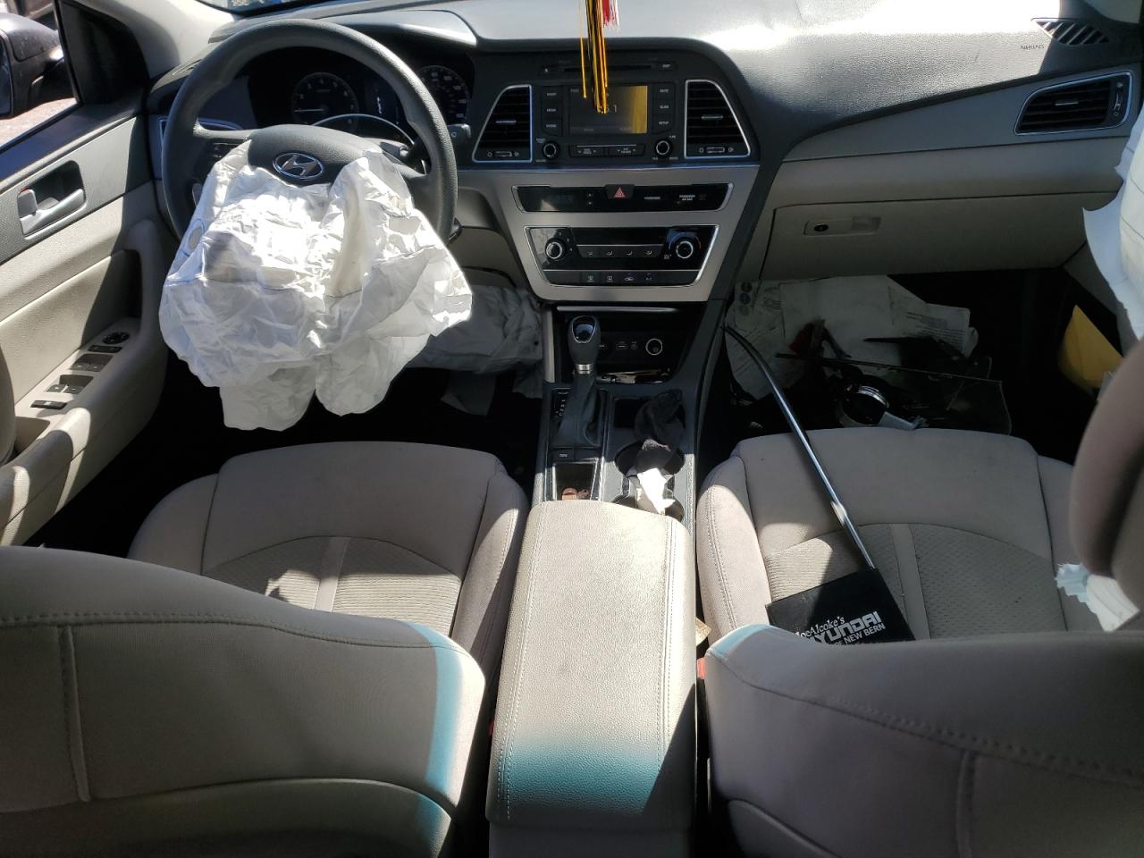 2015 Hyundai Sonata - Image 8