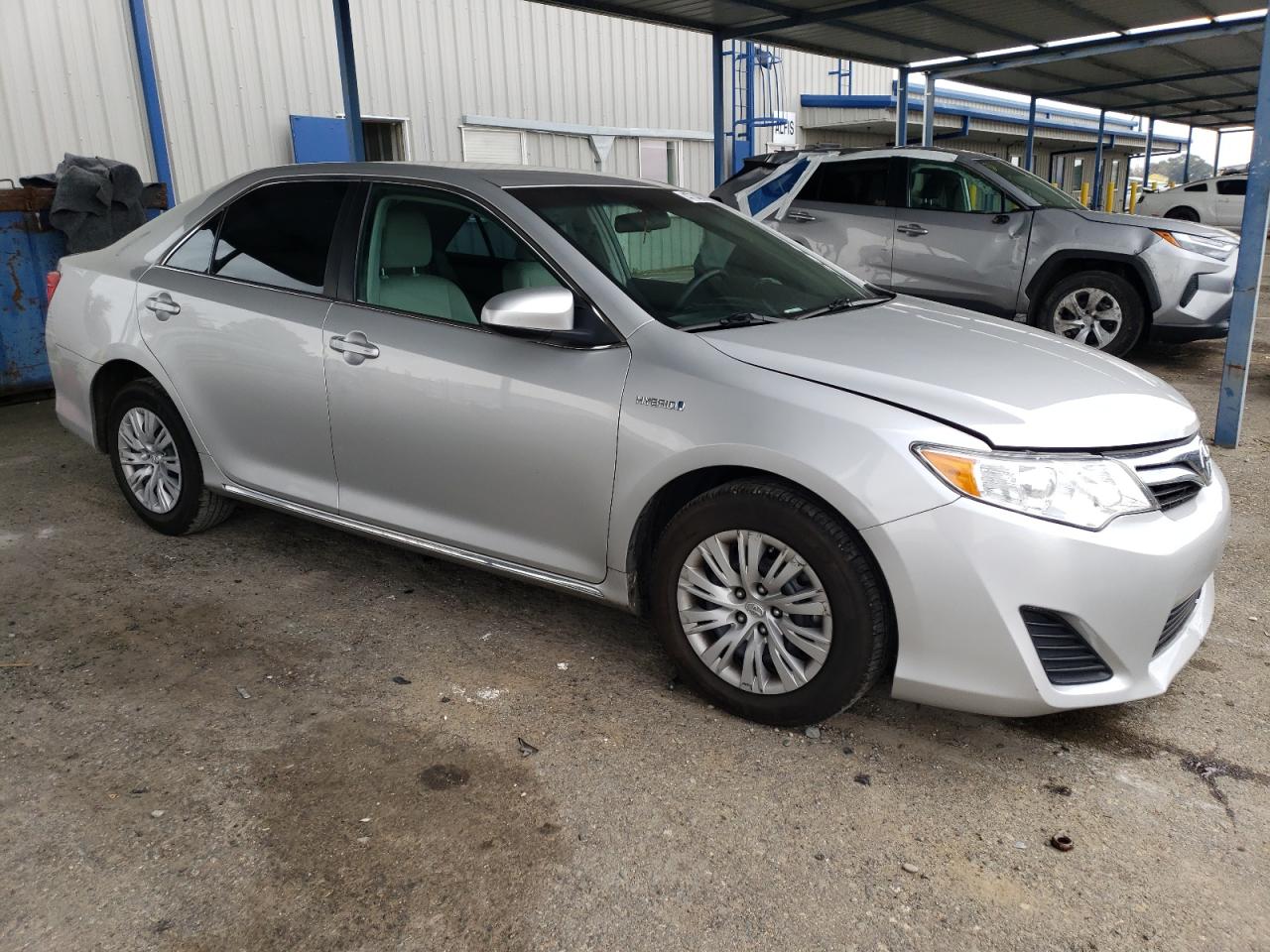 2013 Toyota Camry - Image 4