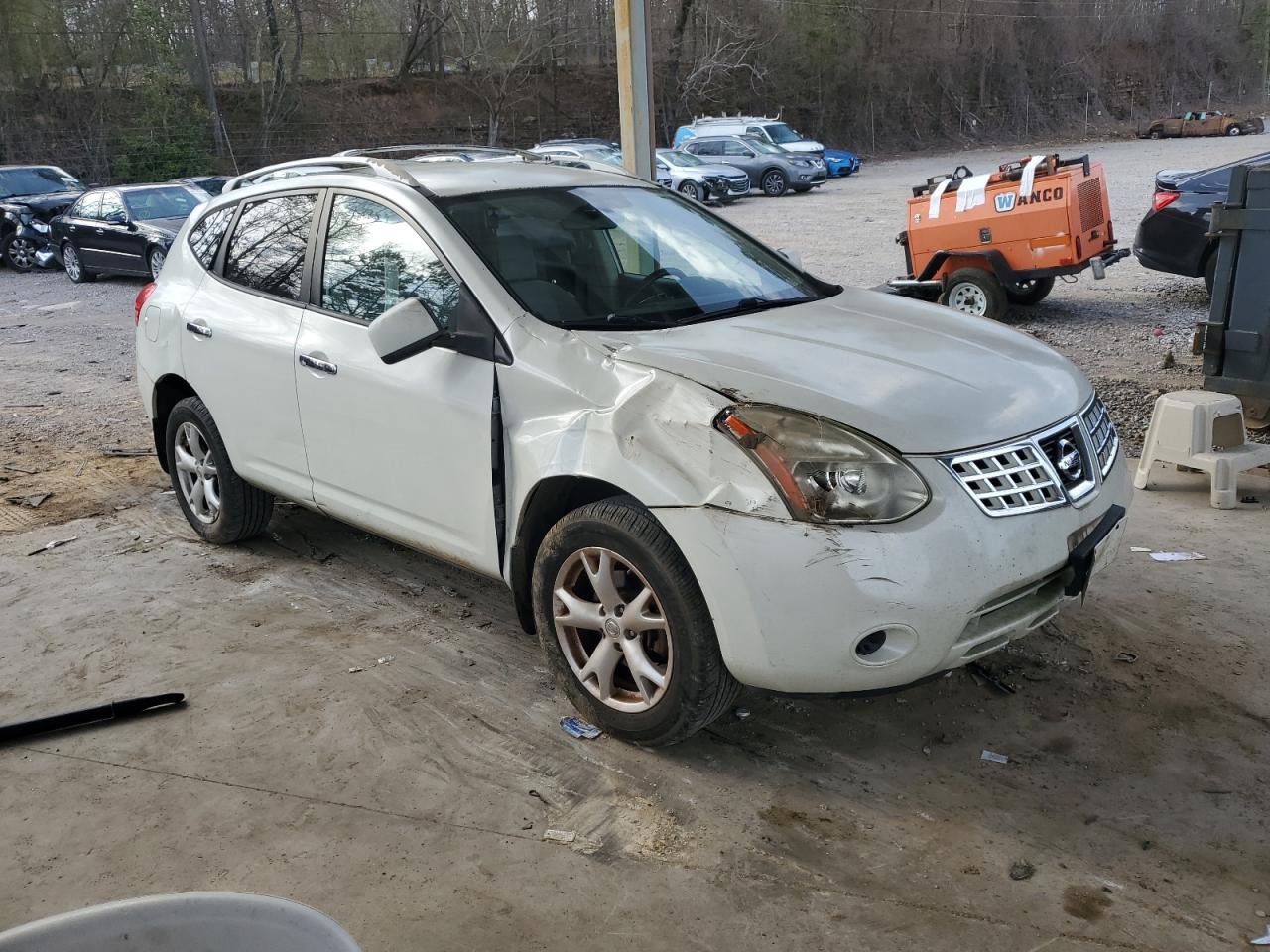 2010 Nissan Rogue - Image 4