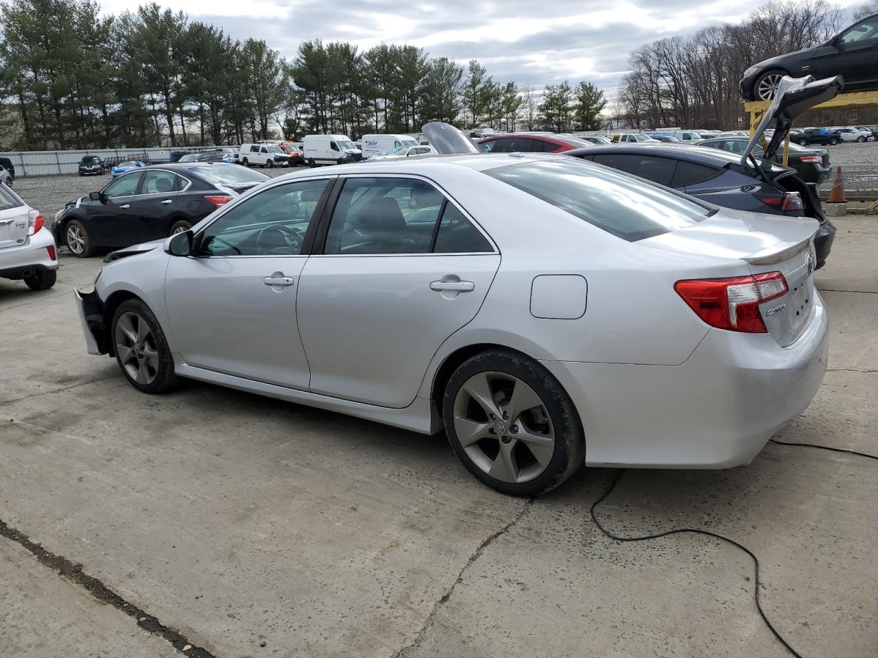 2014 Toyota Camry - Image 2
