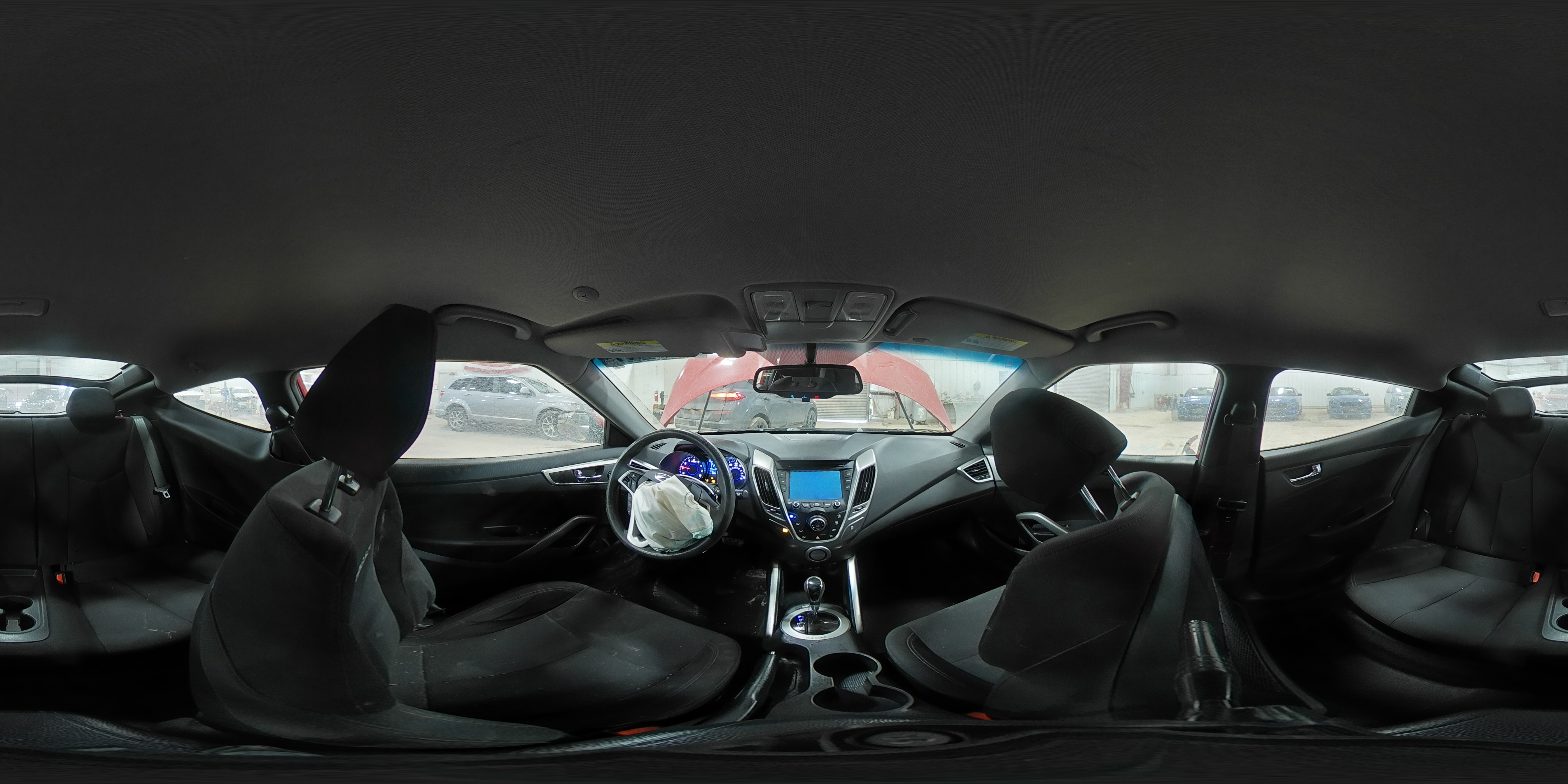 2014 Hyundai Veloster - Image 13