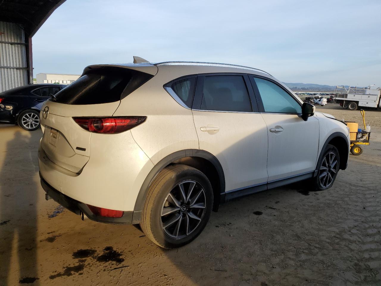 2017 Mazda CX-5 - Image 3
