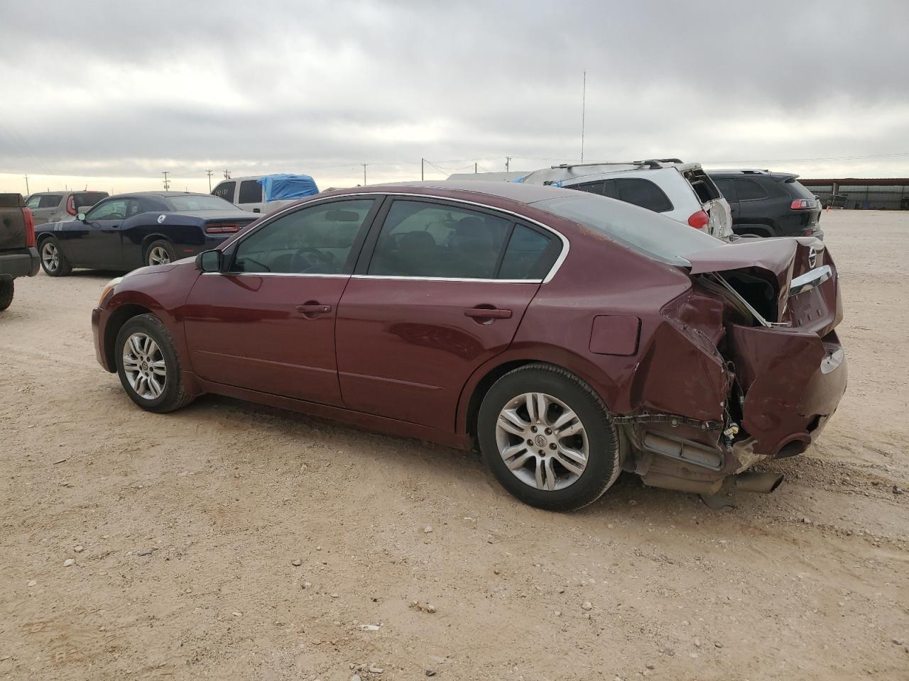 2012 Nissan Altima - Image 2