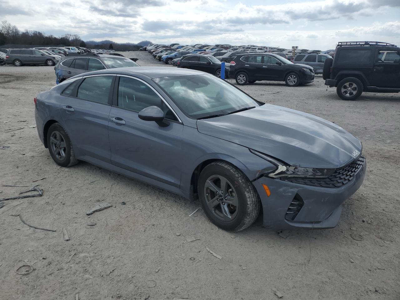 2022 Kia K5 - Image 4