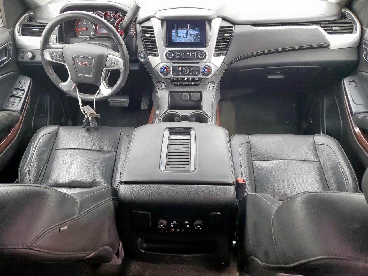 2015 GMC Yukon - Image 8