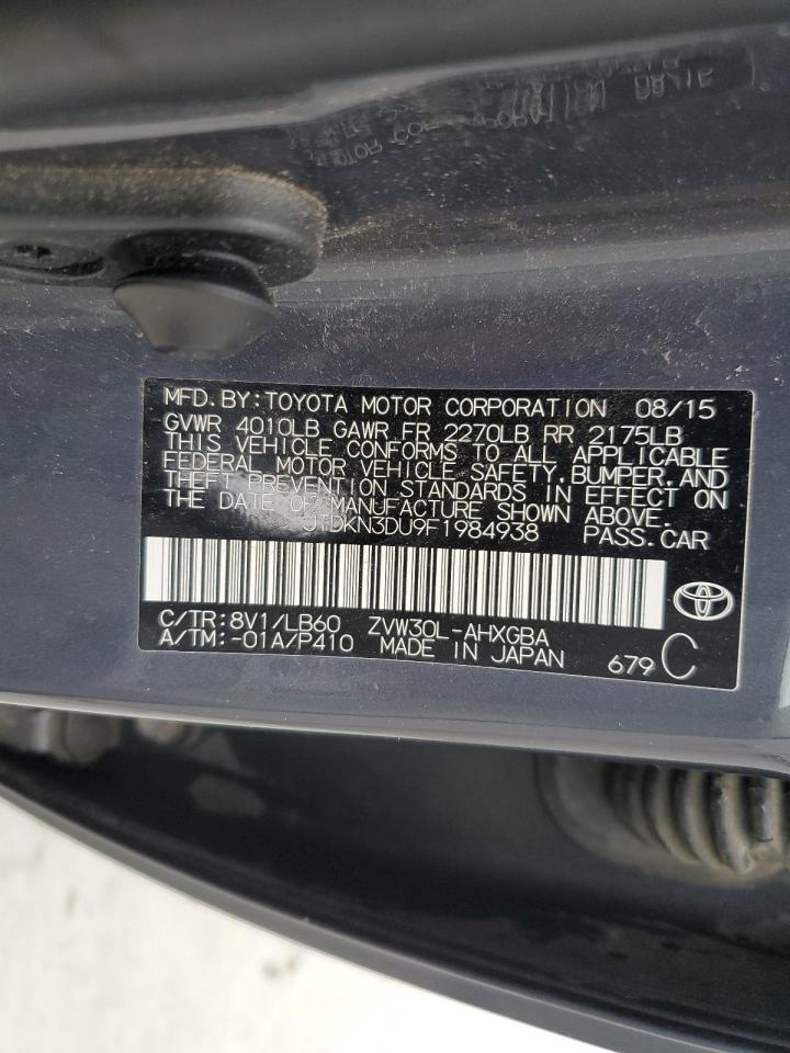 2015 Toyota Prius - Image 14
