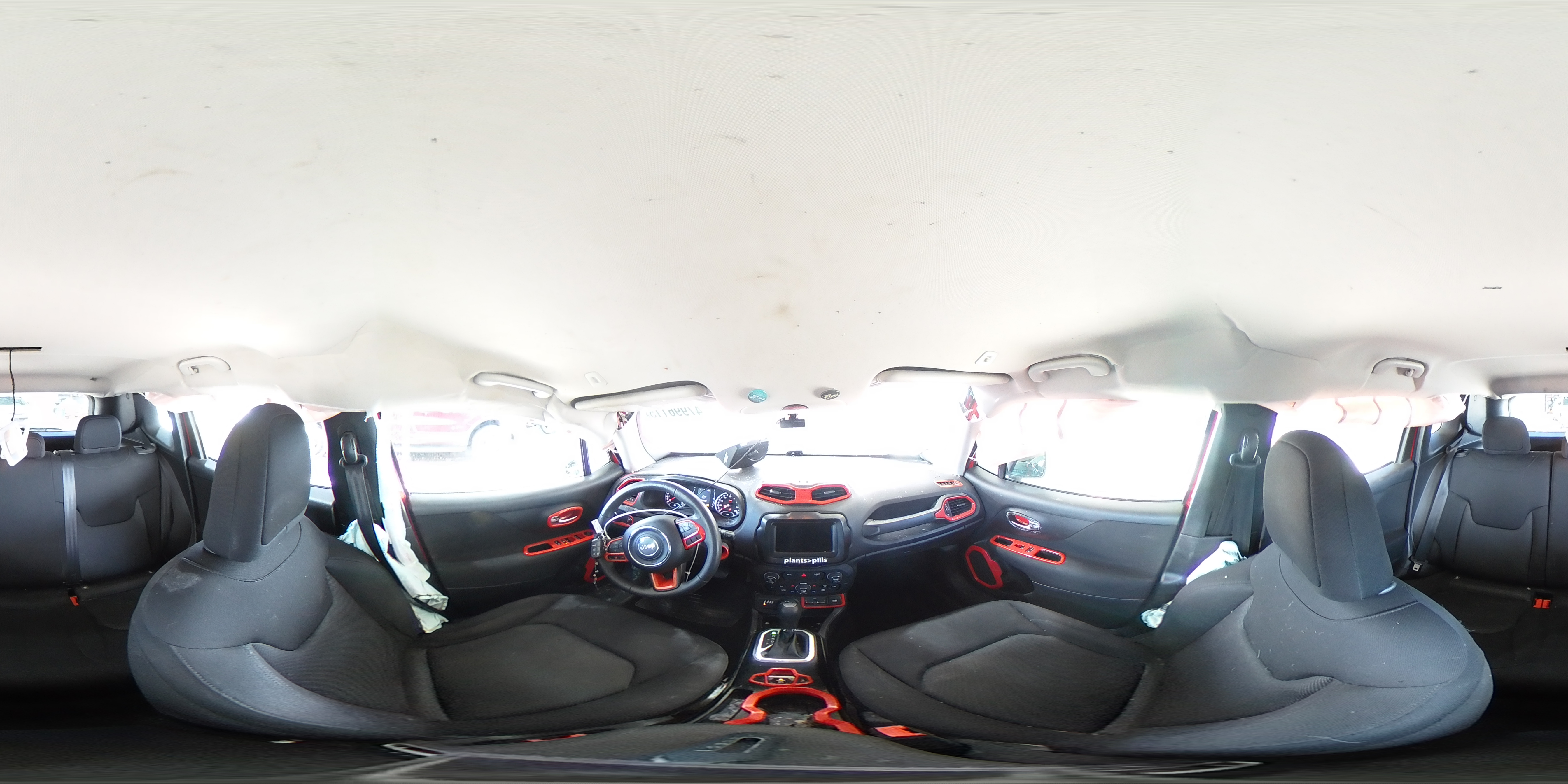 2018 Jeep Renegade - Image 13