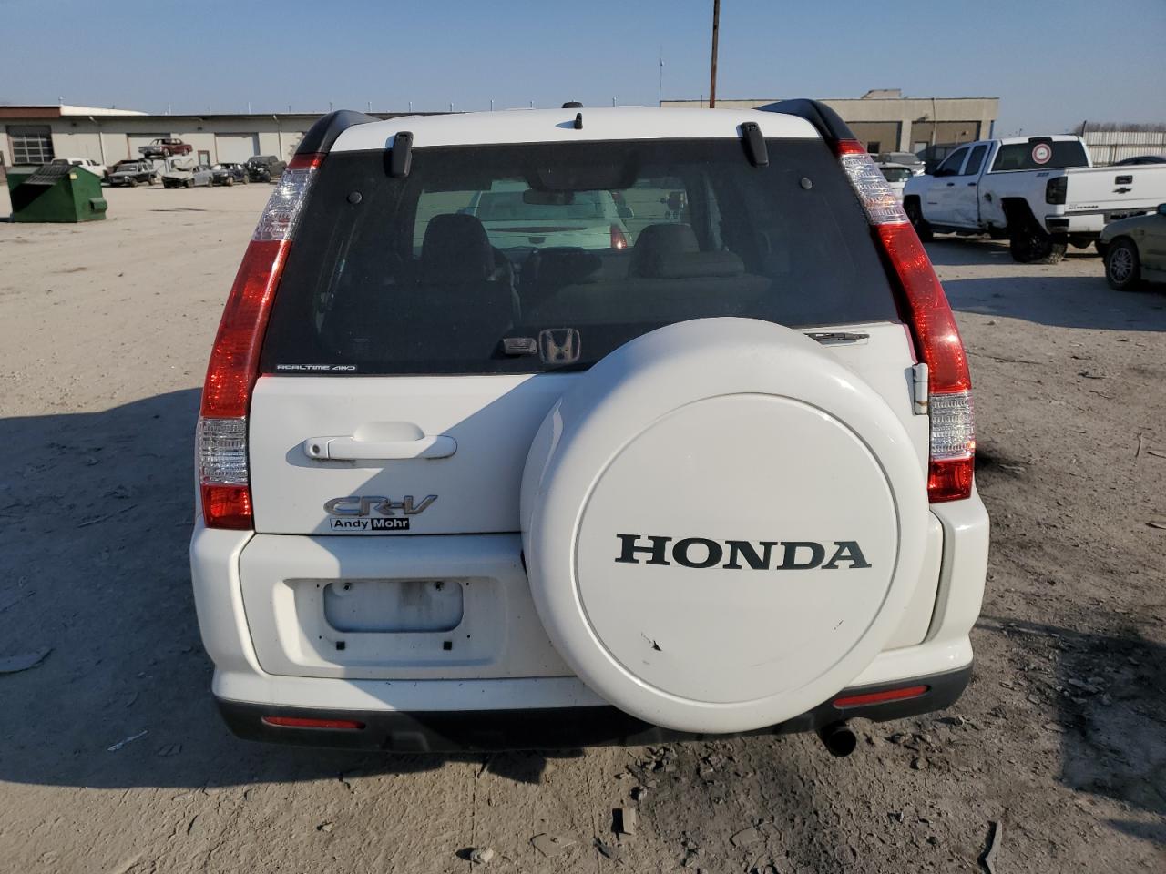 2005 Honda CR-V - Image 6