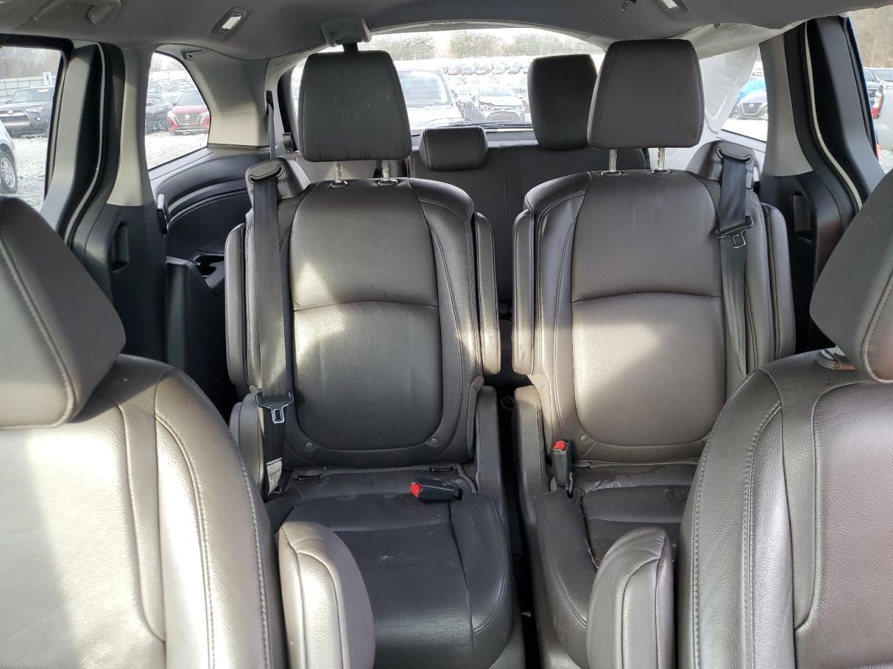 2019 Honda Odyssey - Image 10