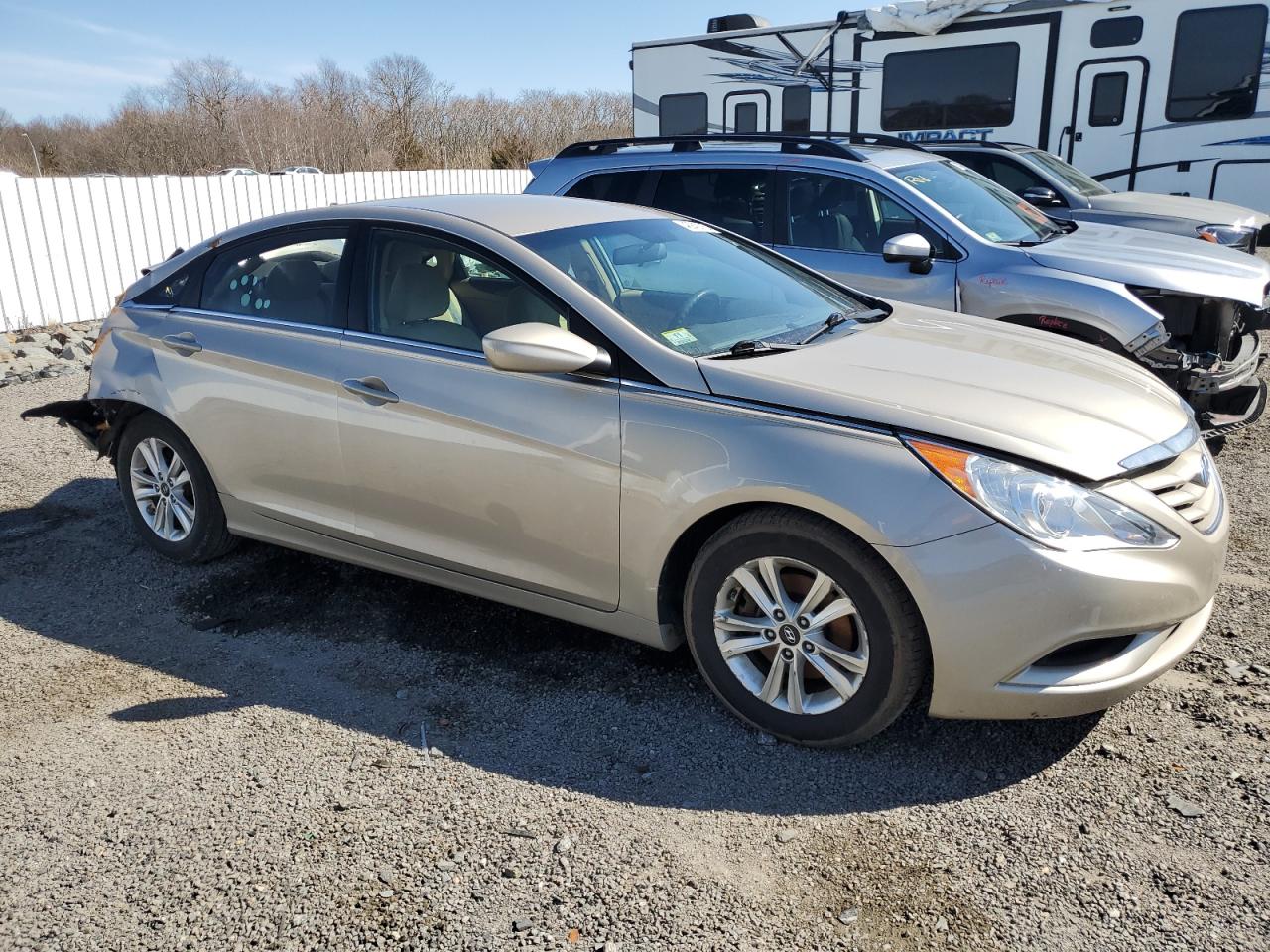 2011 Hyundai Sonata - Image 4