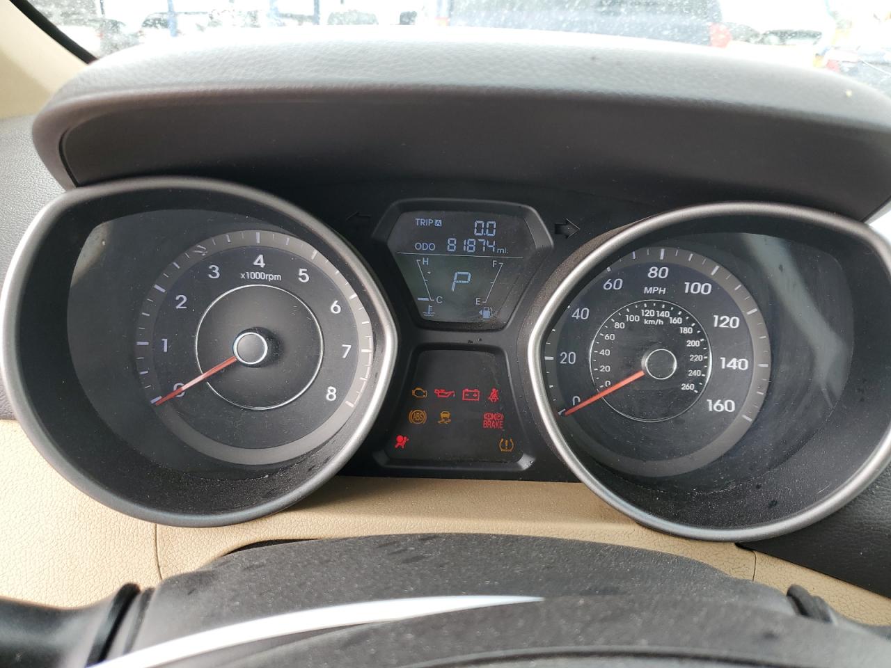 2013 Hyundai Elantra - Image 9