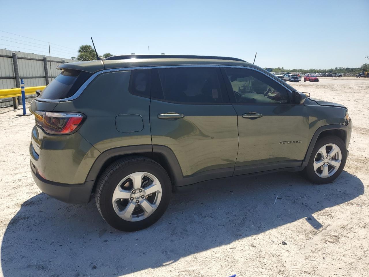2021 Jeep Compass - Image 3