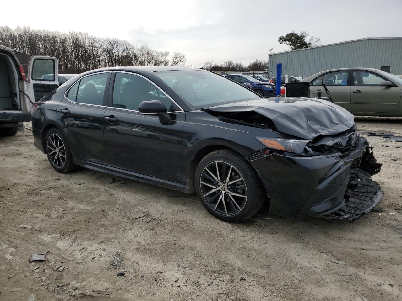 2023 Toyota Camry - Image 4