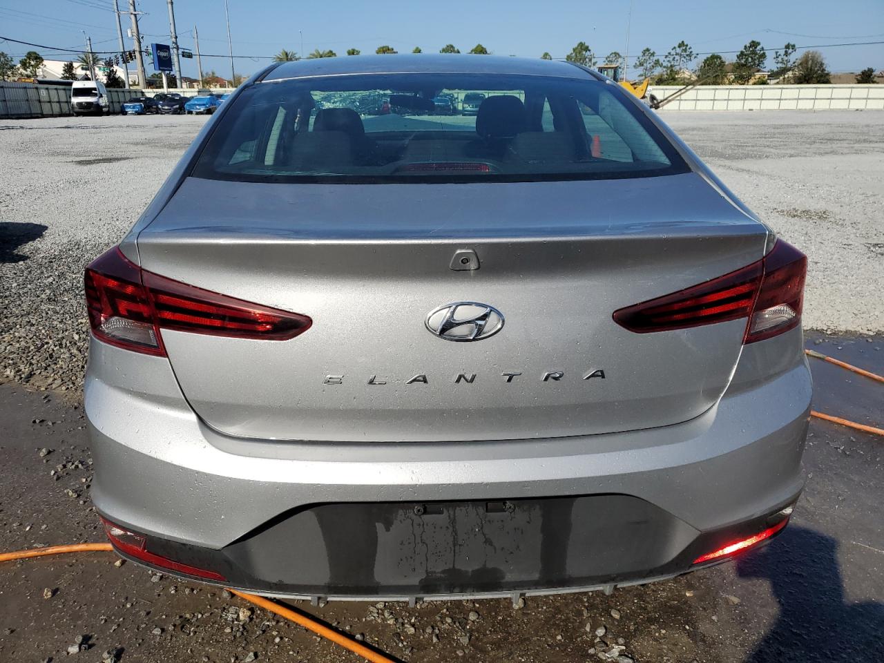 2020 Hyundai Elantra - Image 6